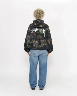 Outerwear><noscript><img width=