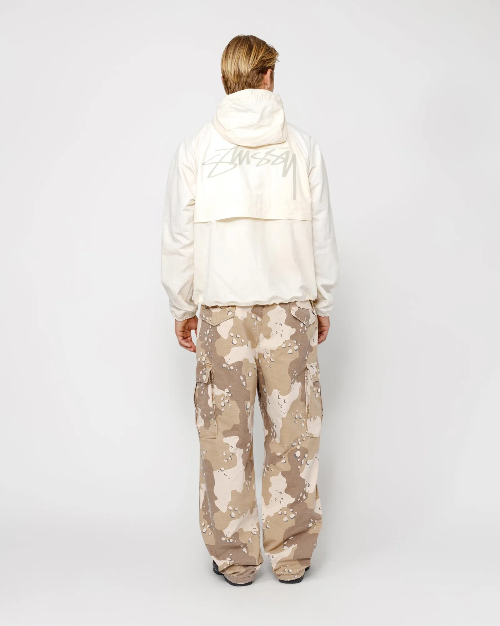 Outerwear>Stüssy BEACH SHELL WAVE DYE Bone