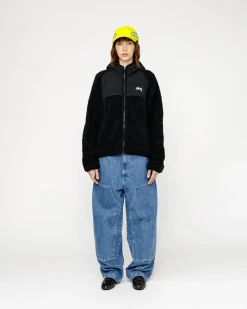 Outerwear><noscript><img width=