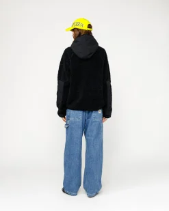 Outerwear><noscript><img width=